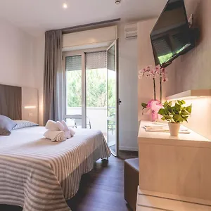 3* Hotel Loretta & Dependance